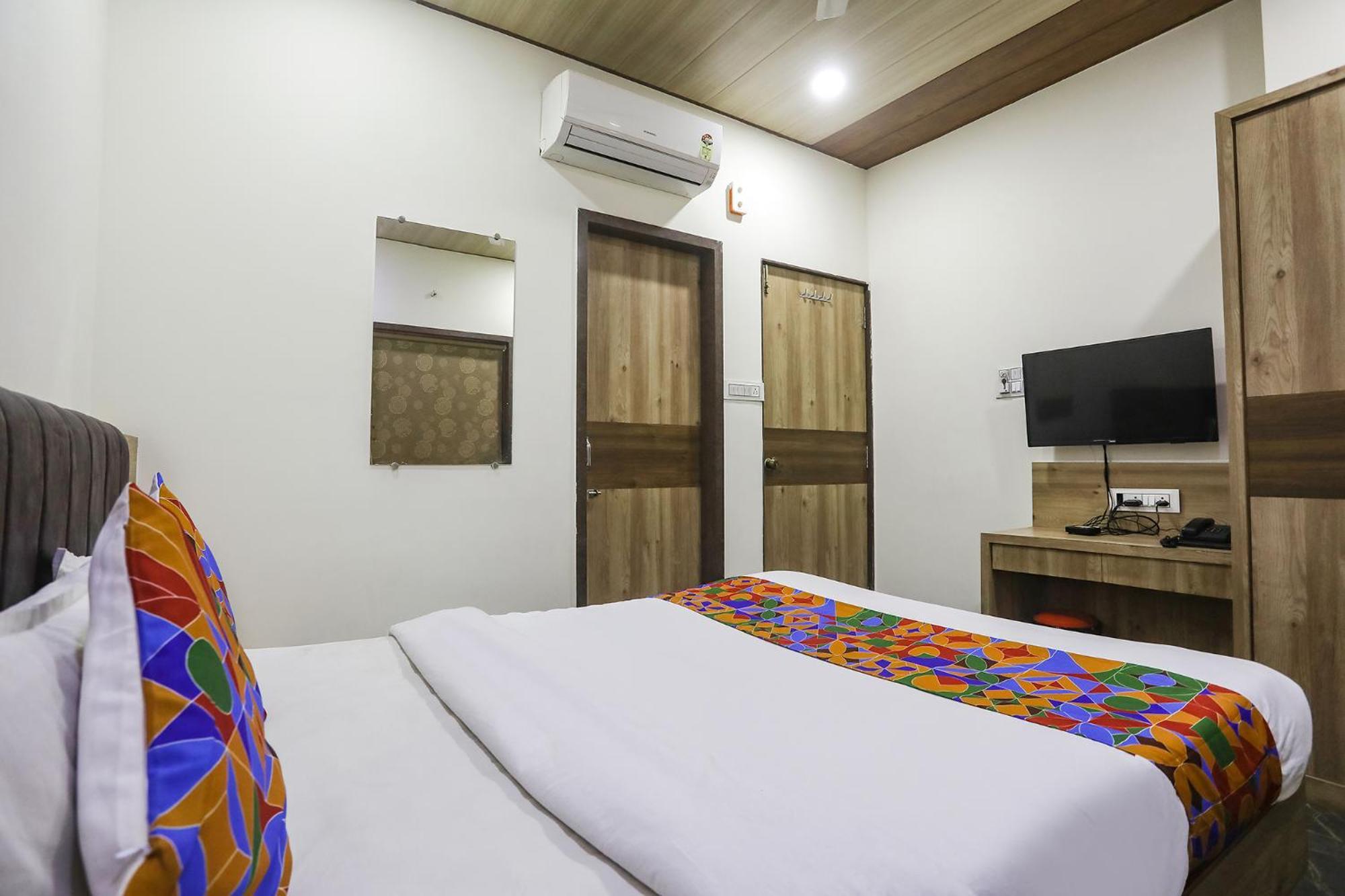 Fabhotel Vedanta Inn - Nr Sitabudli Fort ناغبور المظهر الخارجي الصورة