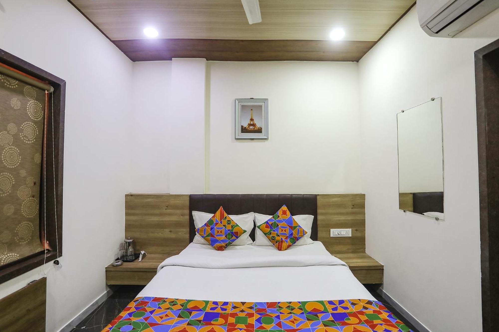 Fabhotel Vedanta Inn - Nr Sitabudli Fort ناغبور المظهر الخارجي الصورة